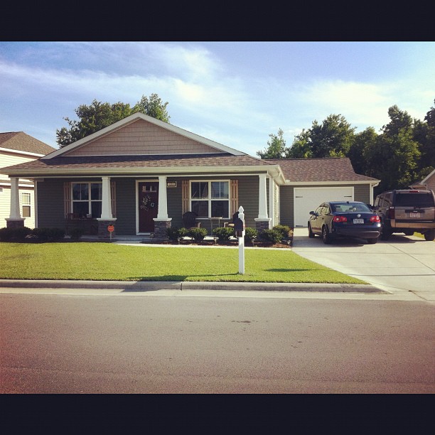 522255_815990727968_786046427_n