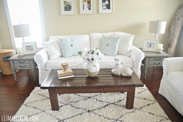 Mountain smoke end table makeover & a gorgeous neutral living room - 61833.showitstaging.com