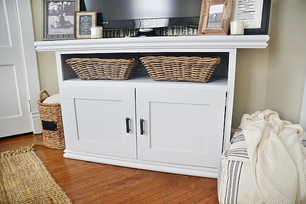DIY TV console cabinet - So easy to make! 61833.showitstaging.com
