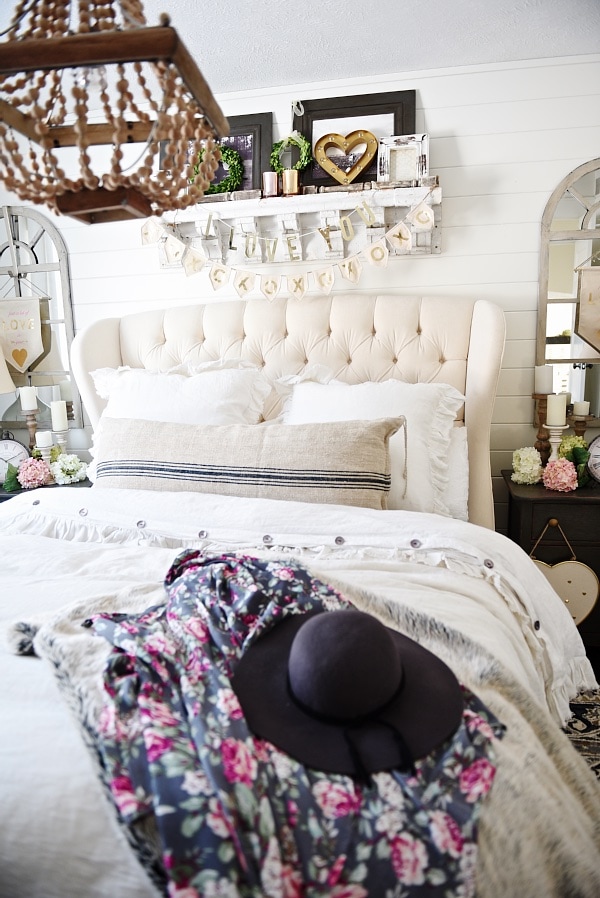 Cozy neutral cottage - valentines day bedroom decor- great neutral valentines day decor