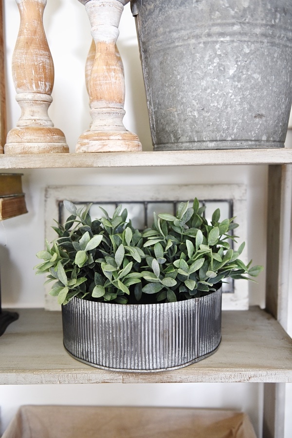A great source for super affordable & beautiful greenery for any room of your home. Great realistic faux plants that you can't kill at a great price! A must pin for future decorating. 