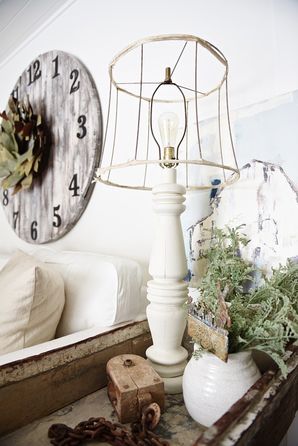 Lamp Makeover - Mud Paint Review - A must pin to makeover all of those ugly lamps. 
