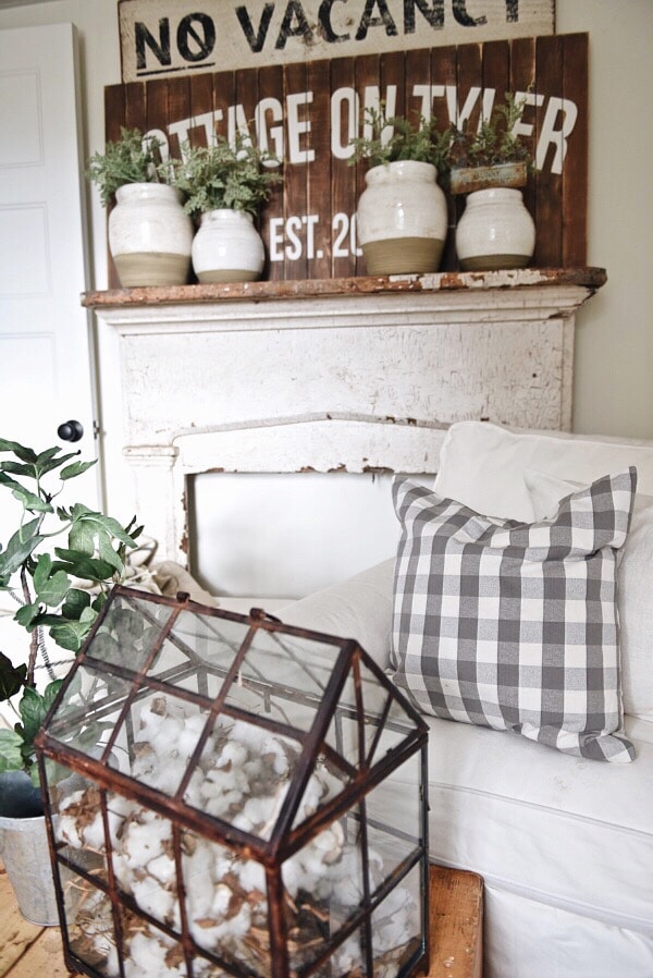 A great source for super affordable & beautiful greenery for any room of your home. Great realistic faux plants that you can't kill at a great price! A must pin for future decorating. 