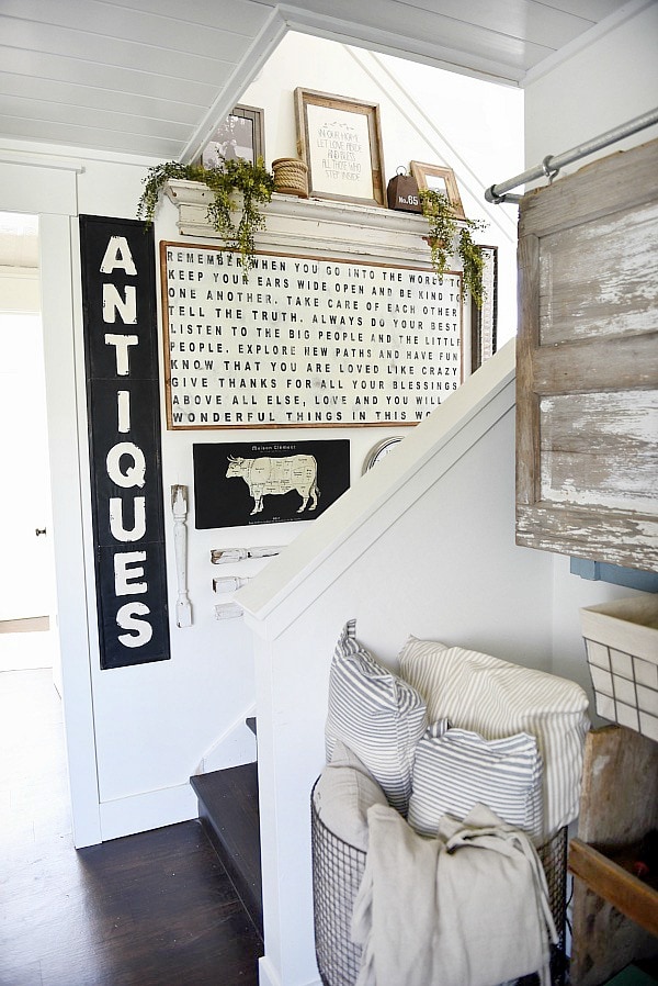 DIY stairway gallery wall - A great blog for DIY farmhouse decor & inspiration for a farmhouse style staircase gallery wall. A must pin for future gallery walls for any room of your home! 