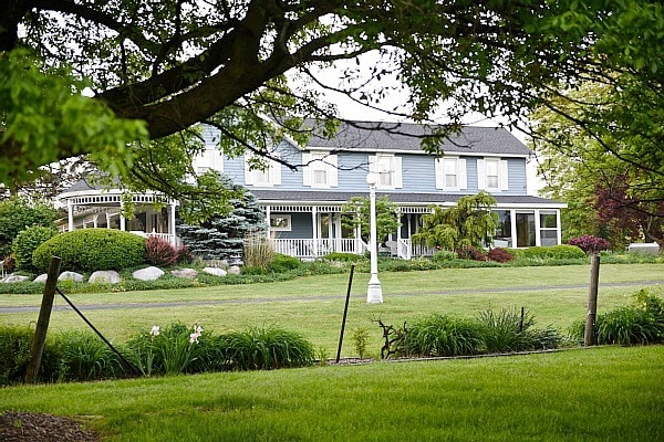 LizMarieBlog.com farmhouse - the beginning 