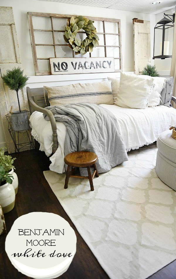 The best rustic farmhouse white paint - a must pin for the best neutral white to paint your farmhouse or cottage style homes. Great for wall color & trim color! 