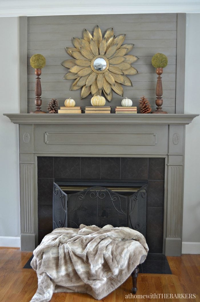 simple-fall-mantel-700x1057