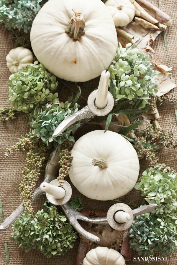 white-pumpkin-centerpiece