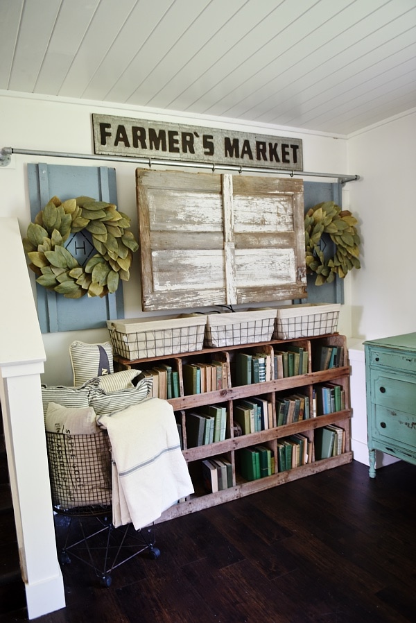 DIY nesting boxes - A great farmhouse style piece of furniture that is super easy to make! A great storage piece or a styling piece any room inside and outside. A great pin for farmhouse decor inspiration! 