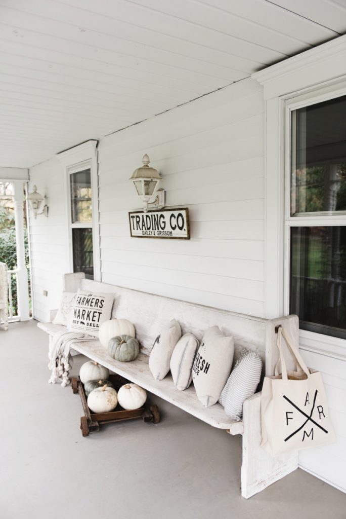Farmhouse style porch - Church pew and farmhouse pillows on a porch... the perfect combo. 
