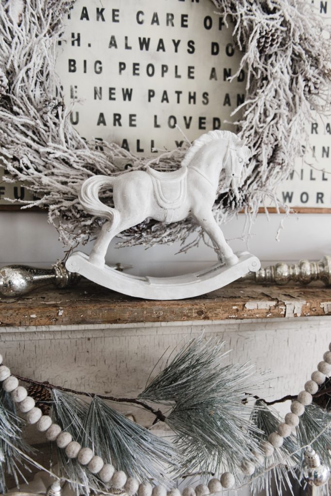 Christmas Rocking Horse Makeover - How to get this look - Great Neutral farmhouse christmas decor inspiration