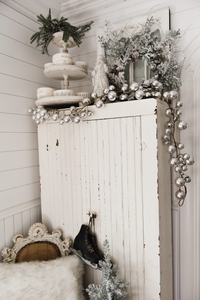 Farmhouse Christmas Cabinet & Rustic Santa - A must pin for rustic farmhouse Christmas decor!