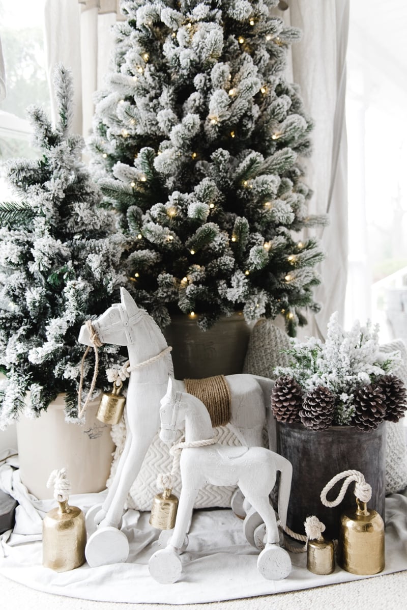 Cottage style vintage inspired Christmas rocking horses - Great farmhouse style & cottage style Christmas decor