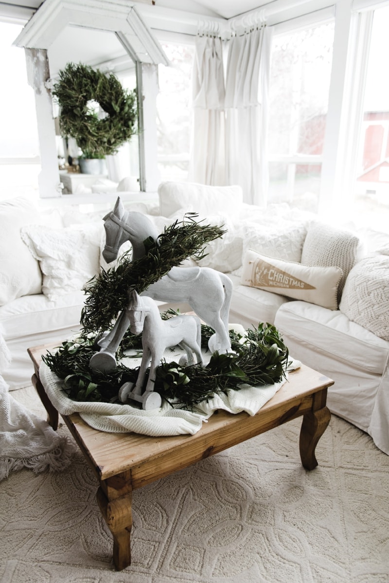 Cottage style vintage inspired Christmas rocking horses - Great farmhouse style & cottage style Christmas decor