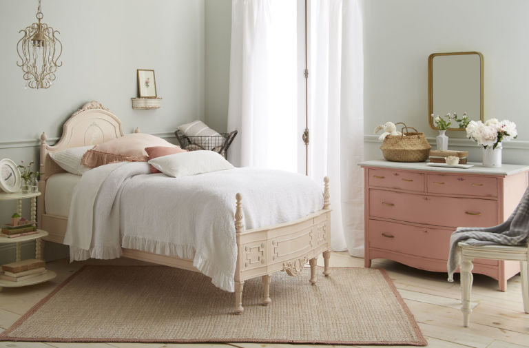 Painted furniture by Magnolia Chalk Paint