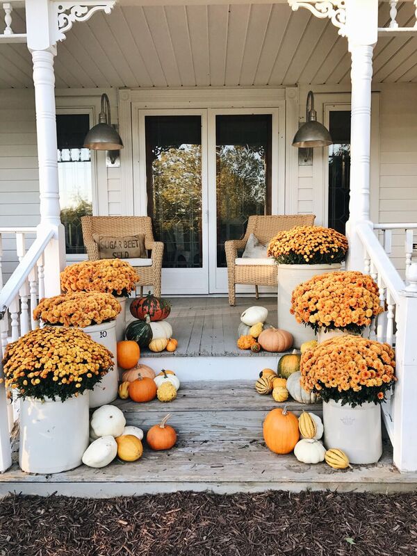 fall porch decor