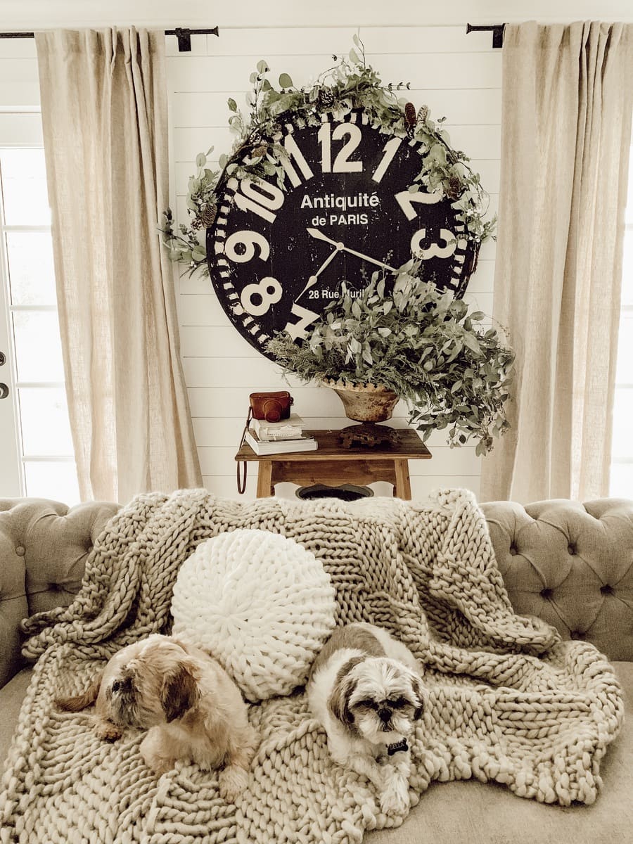 Loving the feeling of being home in this cozy winter living room 