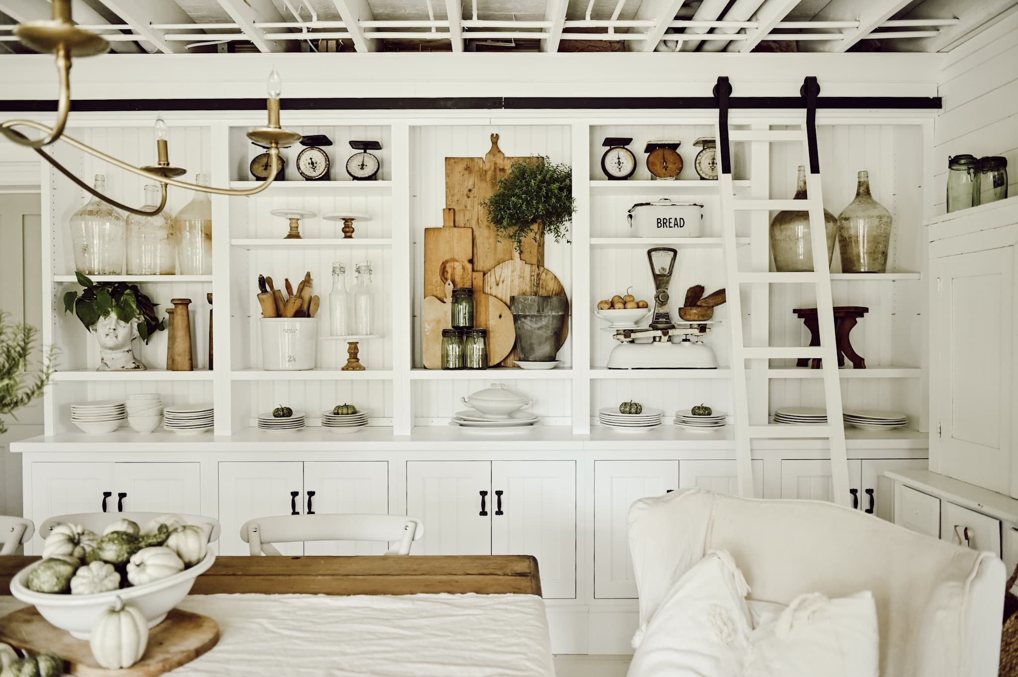 How to Add Fall Decor to your home