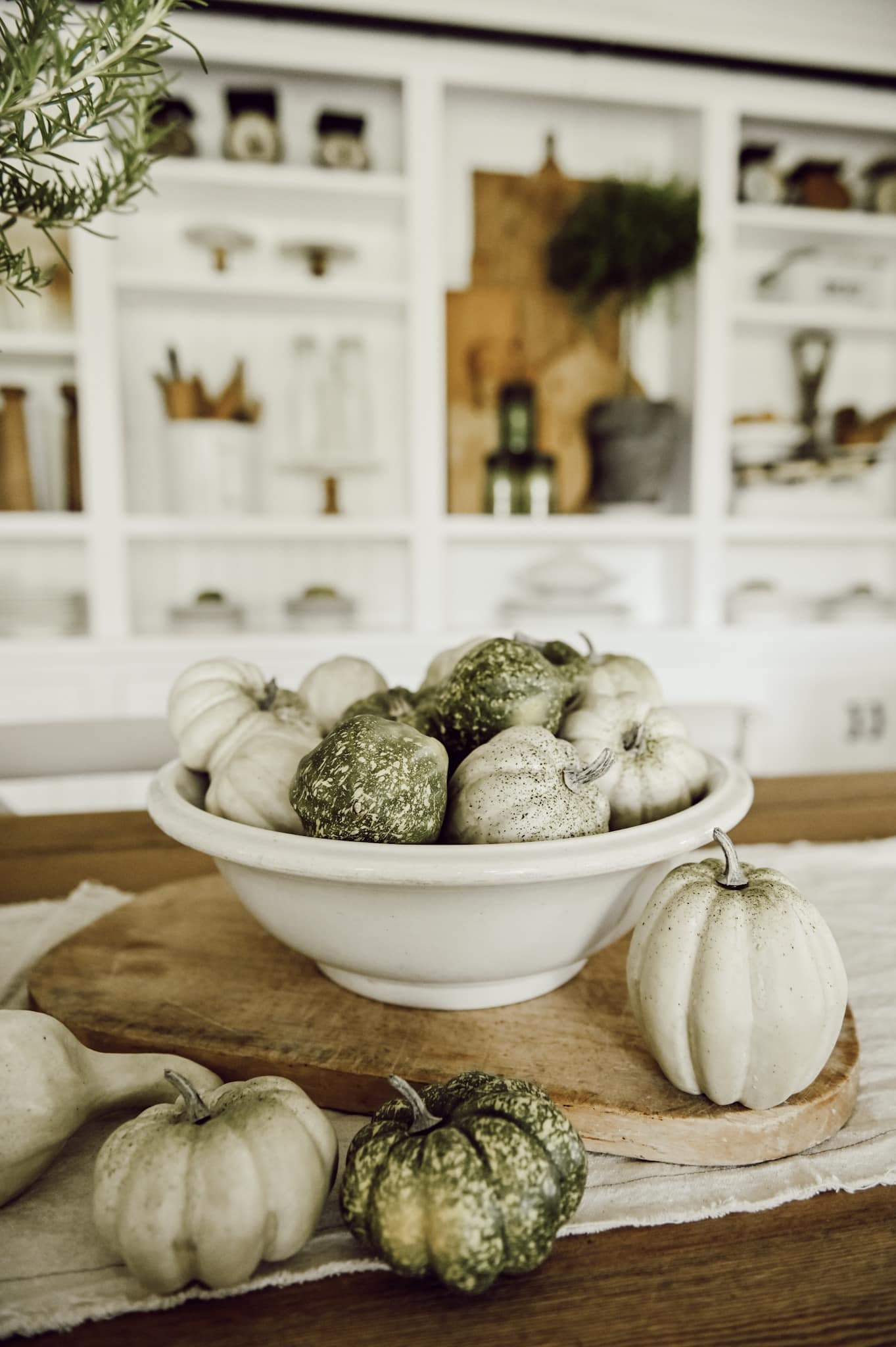 important elements to add fall decor to your home