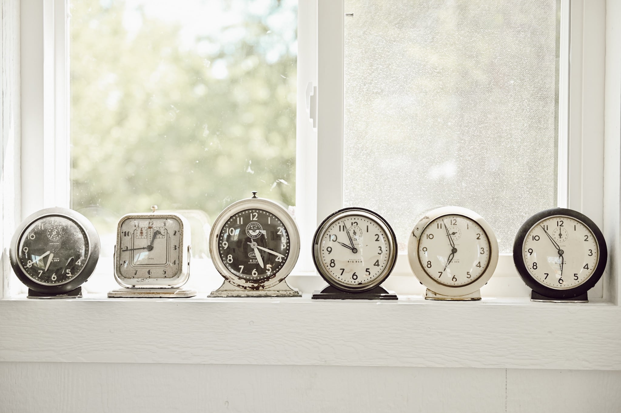 She Shed Window Decor