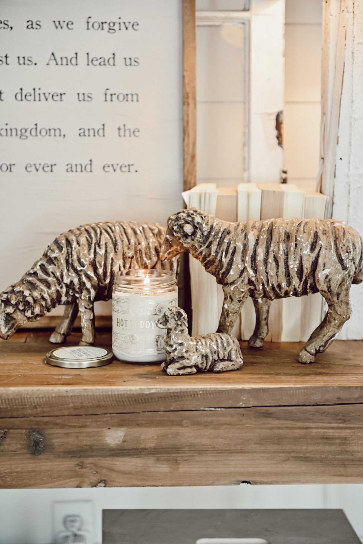 Farmhouse Style Decor