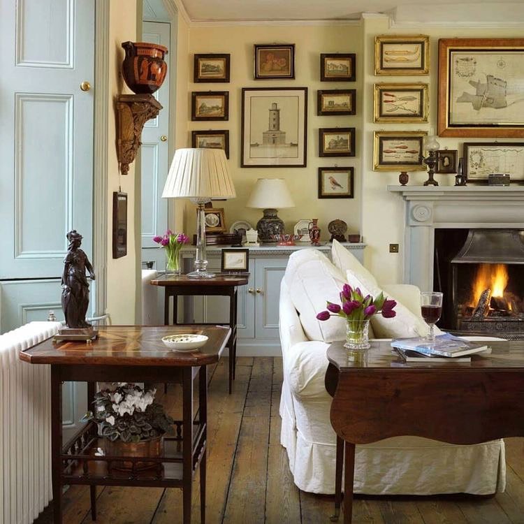 Unique and Cozy Gallery Wall Inspiration