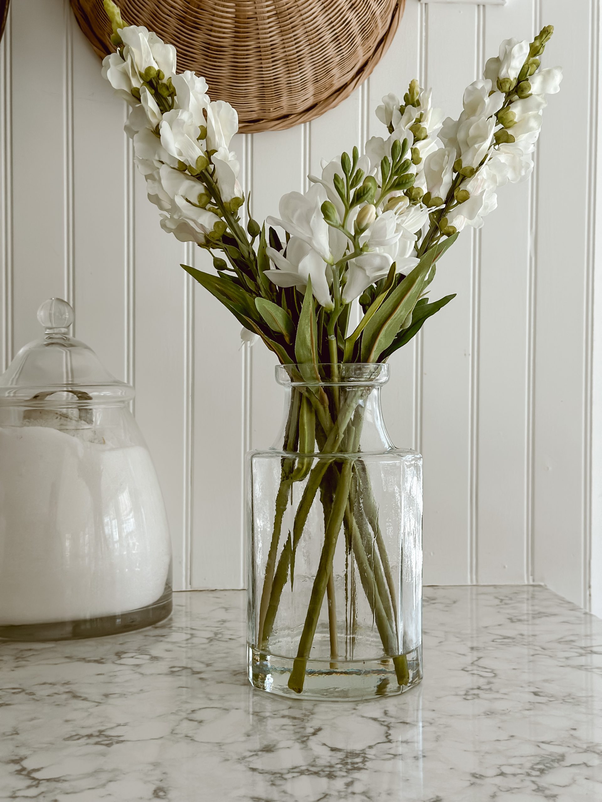 DIY Acrylic Water Floral vase by Liz Marie
